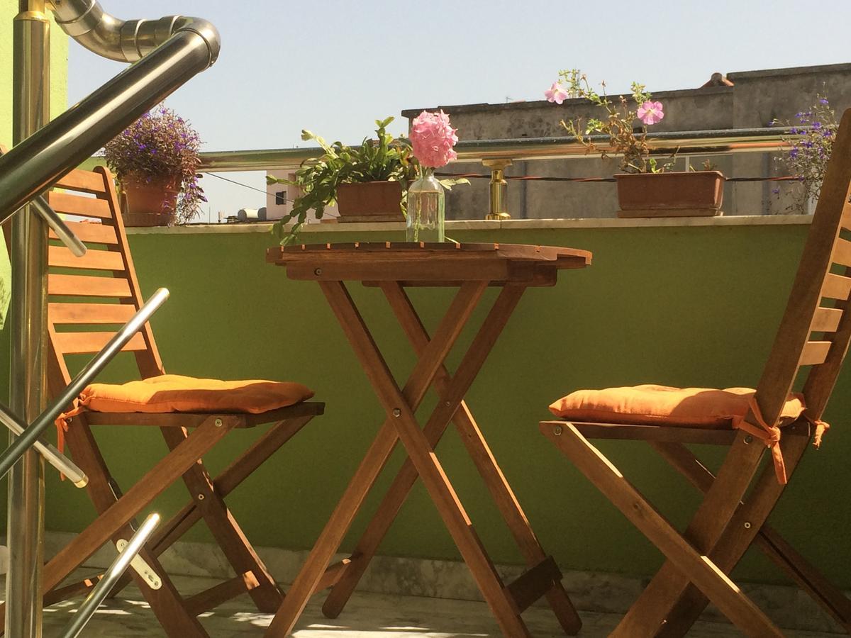Bed and Breakfast Friends House Тирана Екстер'єр фото